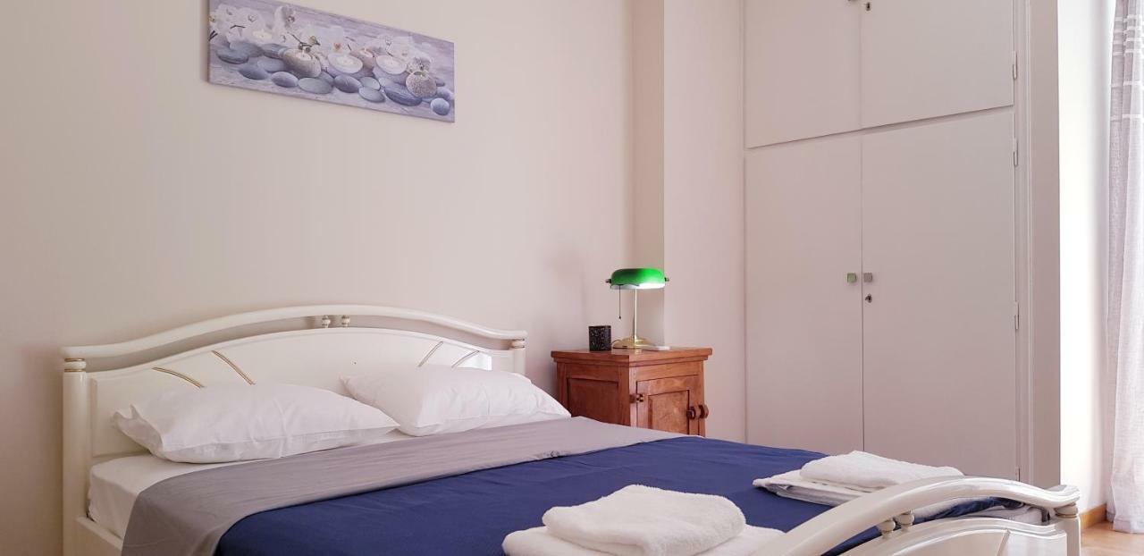 Spacious Apartment In The Historical Center Of Athena Bagian luar foto
